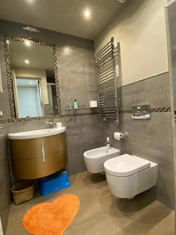 Appartamento Incantevole Con Posto Auto Riservato-Clic House Sanremo Apartment