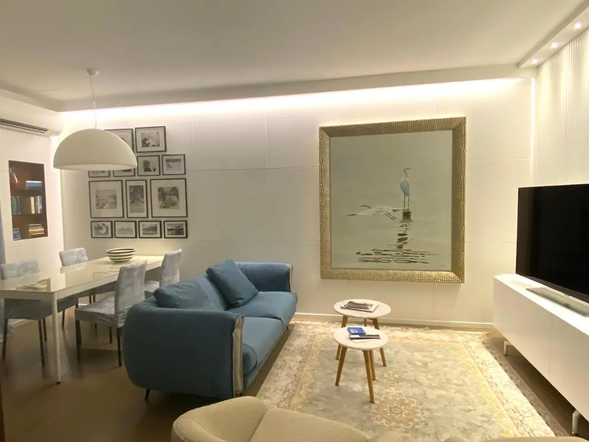 Appartamento Incantevole Con Posto Auto Riservato-Clic House Sanremo