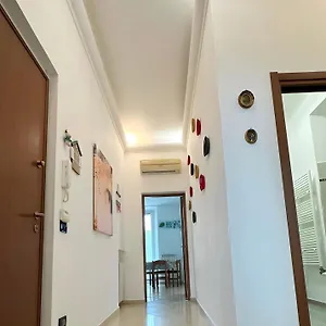 Apartment Baia Lunare, Vado Ligure